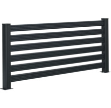 Metallzaun mit horizontalen Streben für den Außenbereich