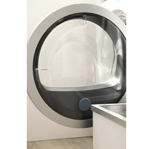 Geöffnete Tür einer Waschmaschine