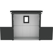 Offener Geräteschuppen mit Fenster