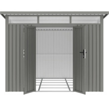 Metall Gerätehaus mit geöffneten Doppeltüren.