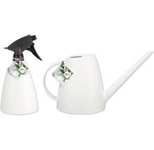 Pflanzensprüher und Gießkanne aus Kunststoff