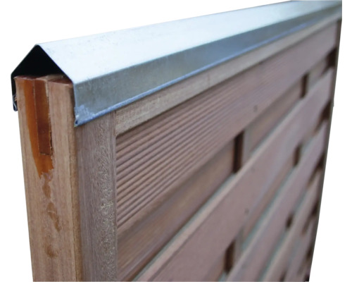 Sichtschutzzaun Detail mit Metallabdeckung