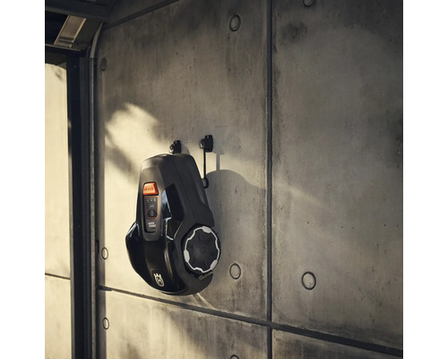 Husqvarna Automower Wandhalterung zur Aufbewahrung des Mähroboters an der Wand