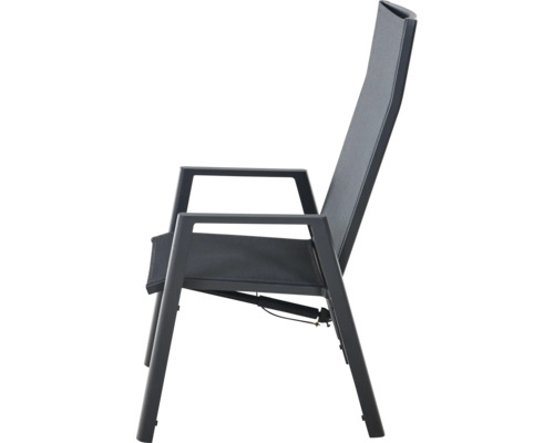 Grauer Gartenstuhl Hochlehner mit Metallgestell und Textilbespannung in der Seitenansicht.