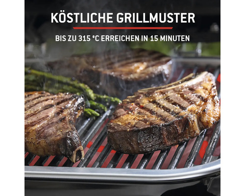 Grill mit Fleisch und Gemüse für köstliche Grillmuster