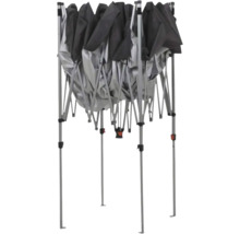 Zusammengeklapptes Faltzelt mit Aluminiumgestell