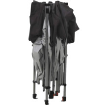 Zusammengefalteter Pavillon mit Gestell und Bezug