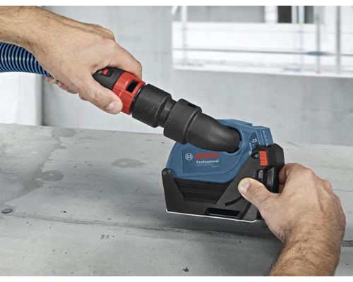 Bosch GDE 125 EA-S Absaughaube für Winkelschleifer im Einsatz.