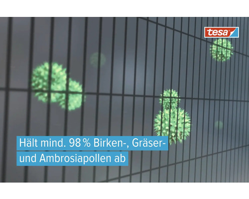 tesa Logo. Das Pollenschutzvlies hält mindestens 98 Prozent der Birken-, Gräser- und Ambrosiapollen ab.