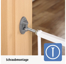 Schraubmontage eines Treppenschutzgitters an einem Türrahmen aus Holz mit grauer Halterung und Gewindeschraube.
