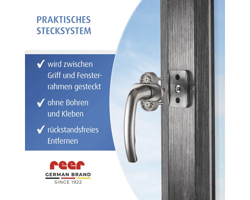 Fenstersicherung mit Stecksystem von Reer zur Montage zwischen Griff und Rahmen ohne Bohren oder Kleben. Reer Logo.