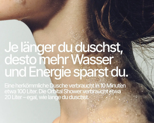 Nahaufnahme eines Halses mit Wassertropfen und Text zum Wasser- und Energiesparen mit dem Orbital Shower Duschsystem.