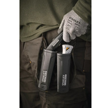 Stanley FatMax Messerhalter für zwei Cuttermesser am Gürtel befestigt, inklusive Stanley FatMax Messern.
