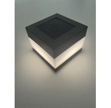 Quadratische LED Solarleuchte für den Außenbereich mit integriertem Solarmodul