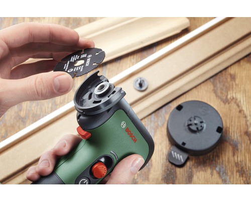 Einhand-Multischleifer mit Schleifscheibe und Zubehör