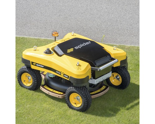 Gelber Spider Crossliner Rasenmäher auf Gras