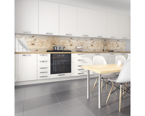 Küche mit Spritzschutz in Holzoptik