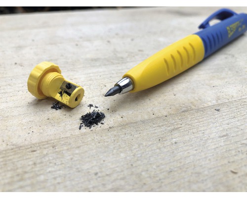 Druckbleistift mit Anspitzer und Graphitstaub