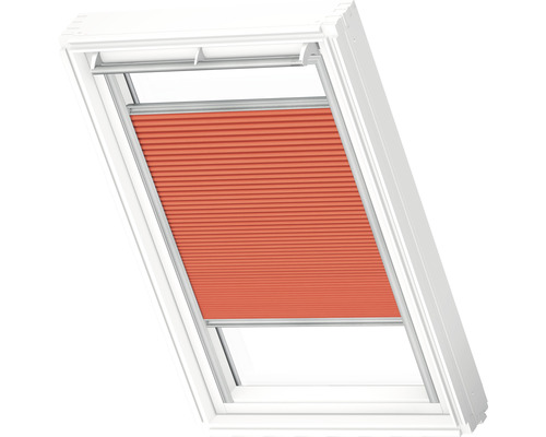Dachfenster mit Plissee-Rollo