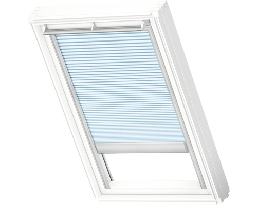 Dachfenster mit Plissee
