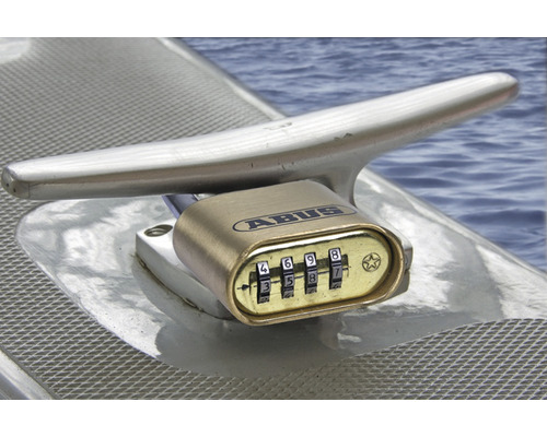 ABUS Logo Vorhängeschloss mit Zahlenkombination an Bootsklampe