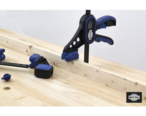 Federklemme aus Kunststoff zum Fixieren von Holz