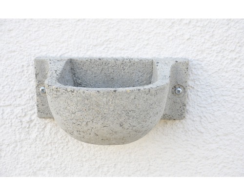 Wandbrunnen aus Stein für den Garten