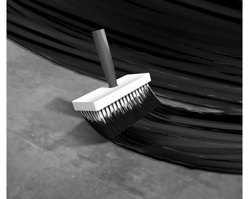 Flächenstreicher beim Auftragen von Farbe auf einer Oberfläche