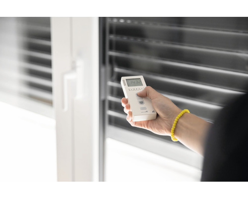 Hand bedient Rollladen mit Fernbedienung