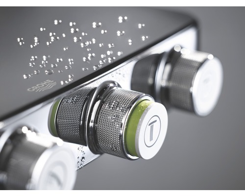 Grohe Logo auf Duscharmatur mit Temperaturregler