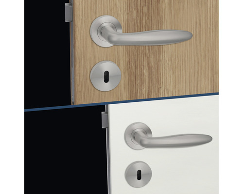 Edelstahl Türdrücker Garnitur auf zwei verschiedenen Türen montiert