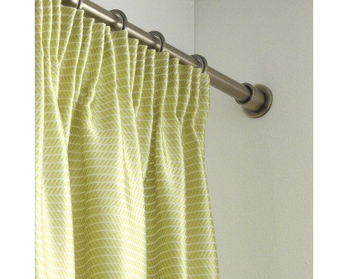 Gardinenstange mit Vorhang und Ringen