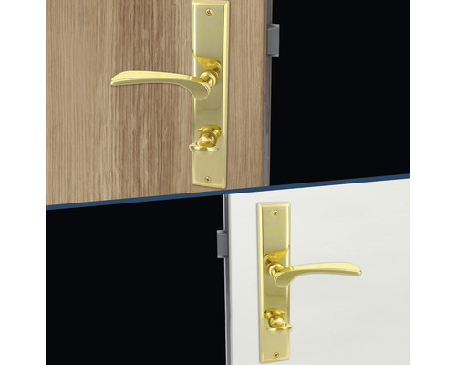 Goldfarbene Innentürbeschläge mit Griff und Schlossrosette