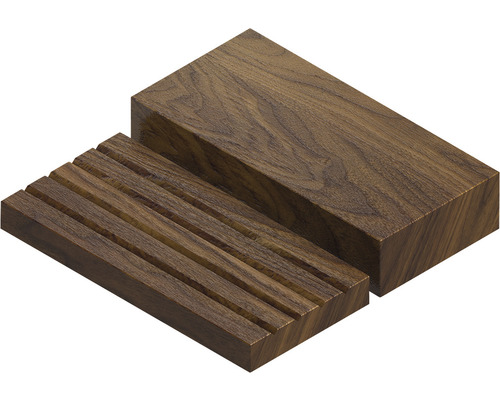 Zwei Holzstücke, eines glatt und eines gerillt.