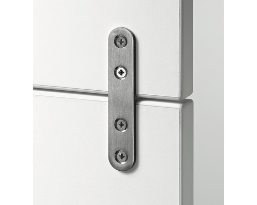 Verbindungseisen aus Metall mit vier Schrauben zur Befestigung von zwei Möbelstücken.