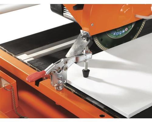 Fliesenschneider mit Spannvorrichtung und Diamantsägeblatt