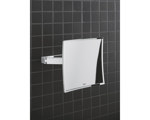 Verstellbarer Kosmetikspiegel zur Wandmontage im Badezimmer