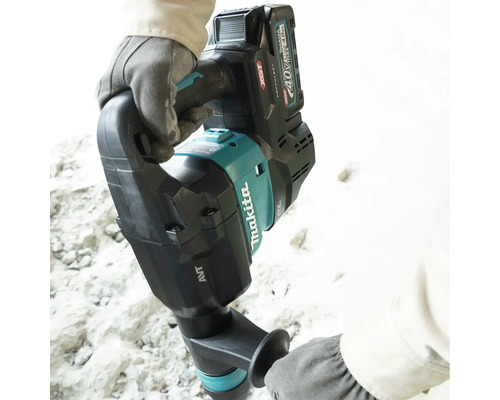 Makita Abbruchhammer mit Akku im Einsatz