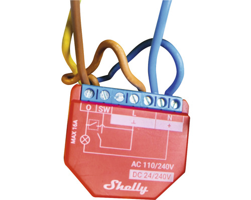 Shelly Relais mit angeschlossenen Kabeln