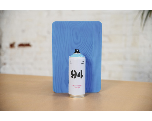 MTN 94 Sprühfarbe mit Holzbrett