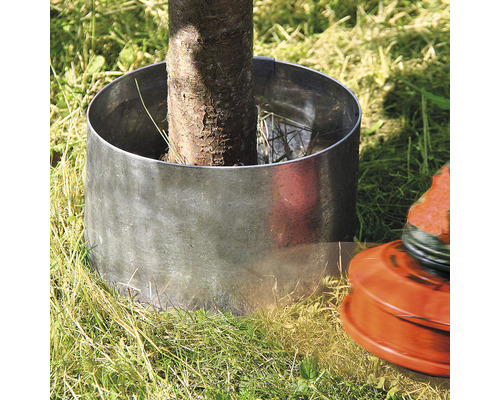 Beeteinfassung, Rasenkante bellissa Kreis Ø 40 x 13 cm grau Baumschutzring aus Metall um einen Baum auf Rasen