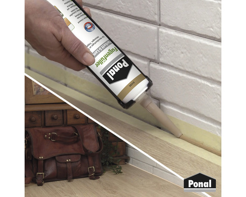 Auftragen von Ponalfugenfüller für Parkett und Laminat an einer Wand