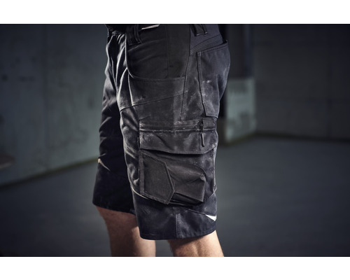 Arbeitsshorts mit mehreren Taschen
