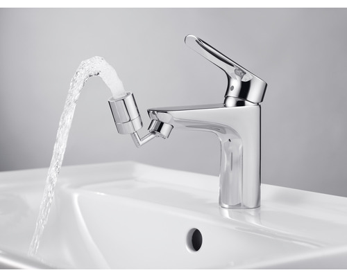 Wasserhahn mit Wasserstrahlregler auf einem Waschbecken