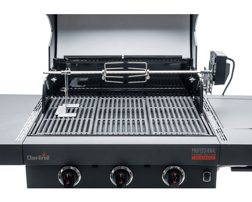 Offener Grill mit Drehspieß und Grillrost