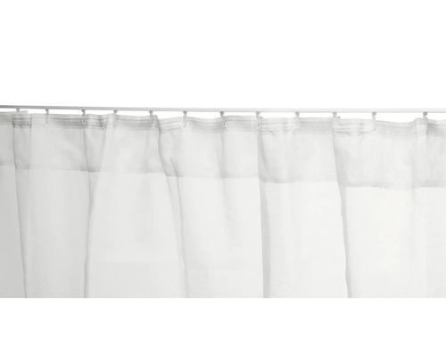 Gardine aus Stoff mit Aufhängung an einer Stange