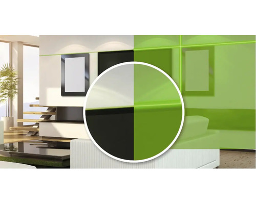 Innenraum mit Laserlinien zur Ausrichtung für Renovierungsarbeiten