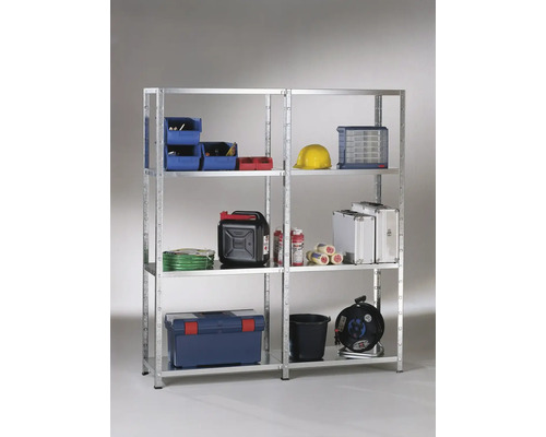 Vielseitiges Regal mit diversen Werkzeugen und Zubehör