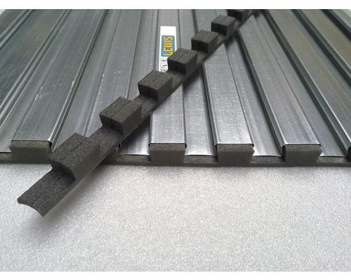 Lewis Schwalbenschwanzplatte mit Dämmstreifen