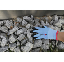 KinetiXx Gartenhandschuh vor grauen Steinen